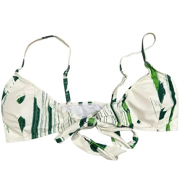 Diarrablu NWOT’s Idya swimsuit top. Size large - Picture 1 of 9